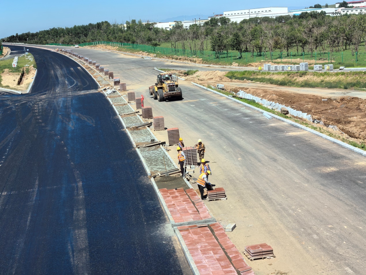 【推动五大任务见行见效】S29呼和浩特至凉城高速公路项目正在加紧施工中 预计10月完工!-经济-内蒙古新闻网