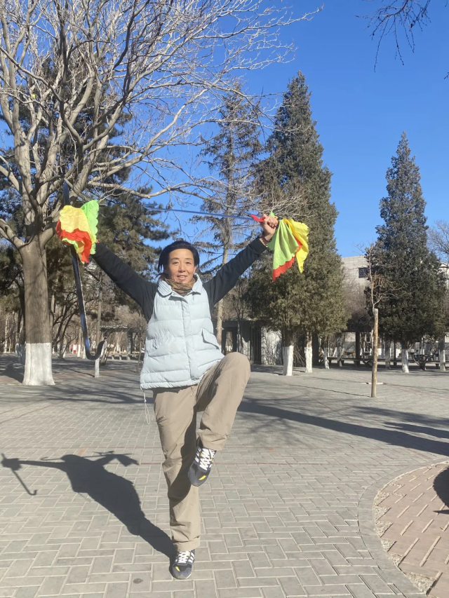 赤峰五旬女子舞枪弄棍赛女侠