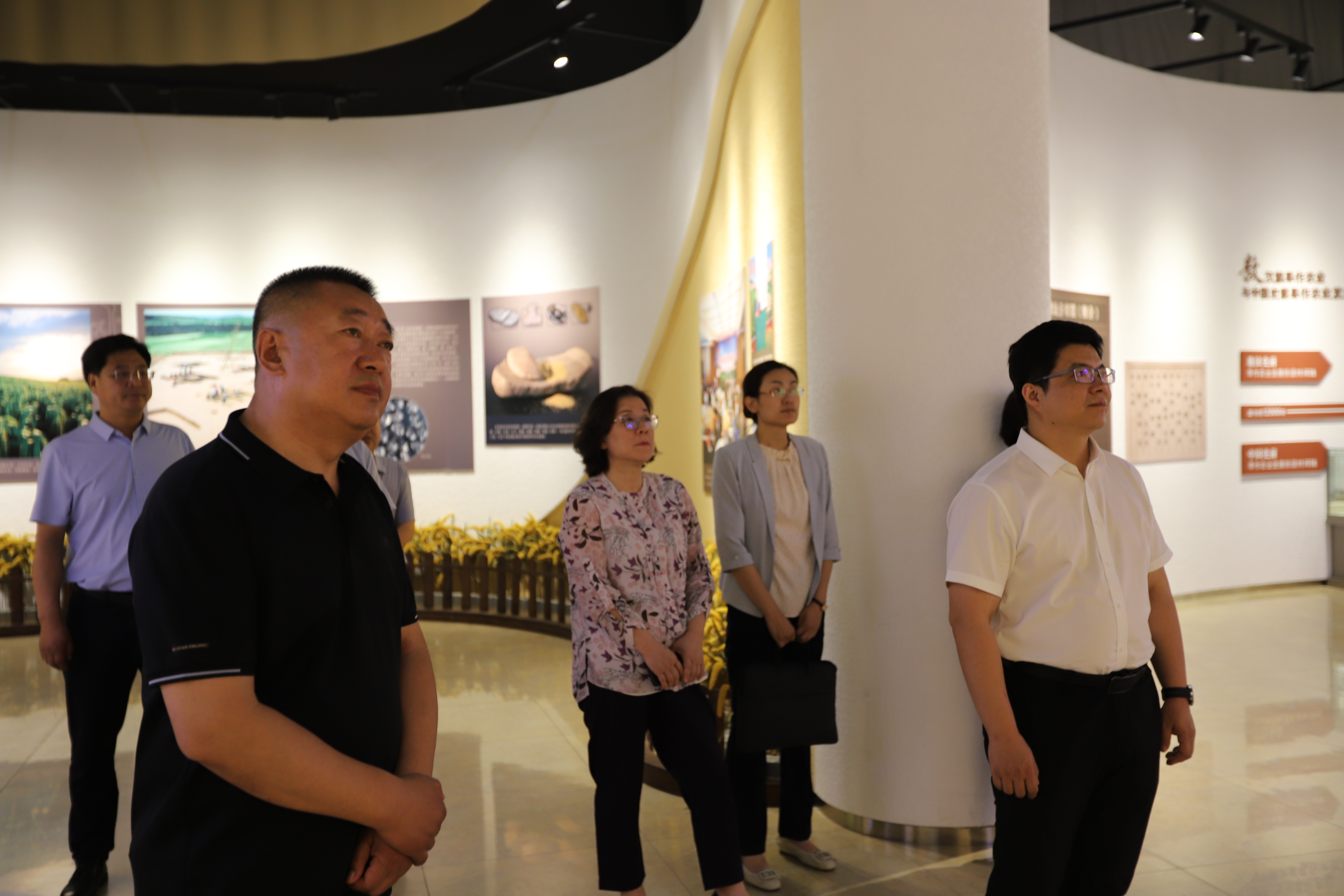 国家统计局调研组来敖汉旗开展工作调研